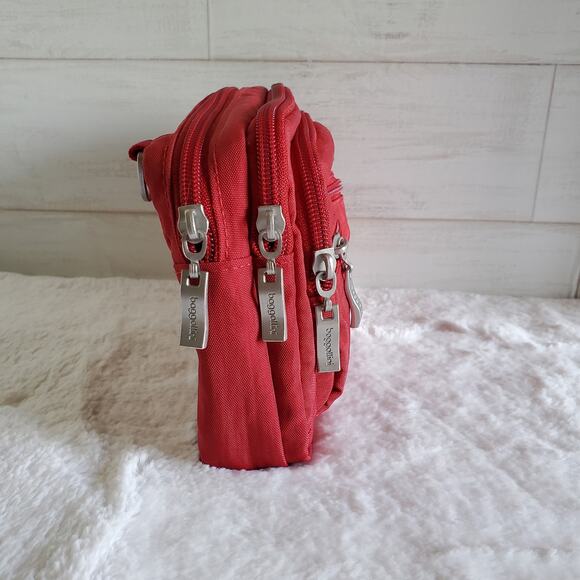 Baggallini Triple Zip Bagg - Picture 2 of 9